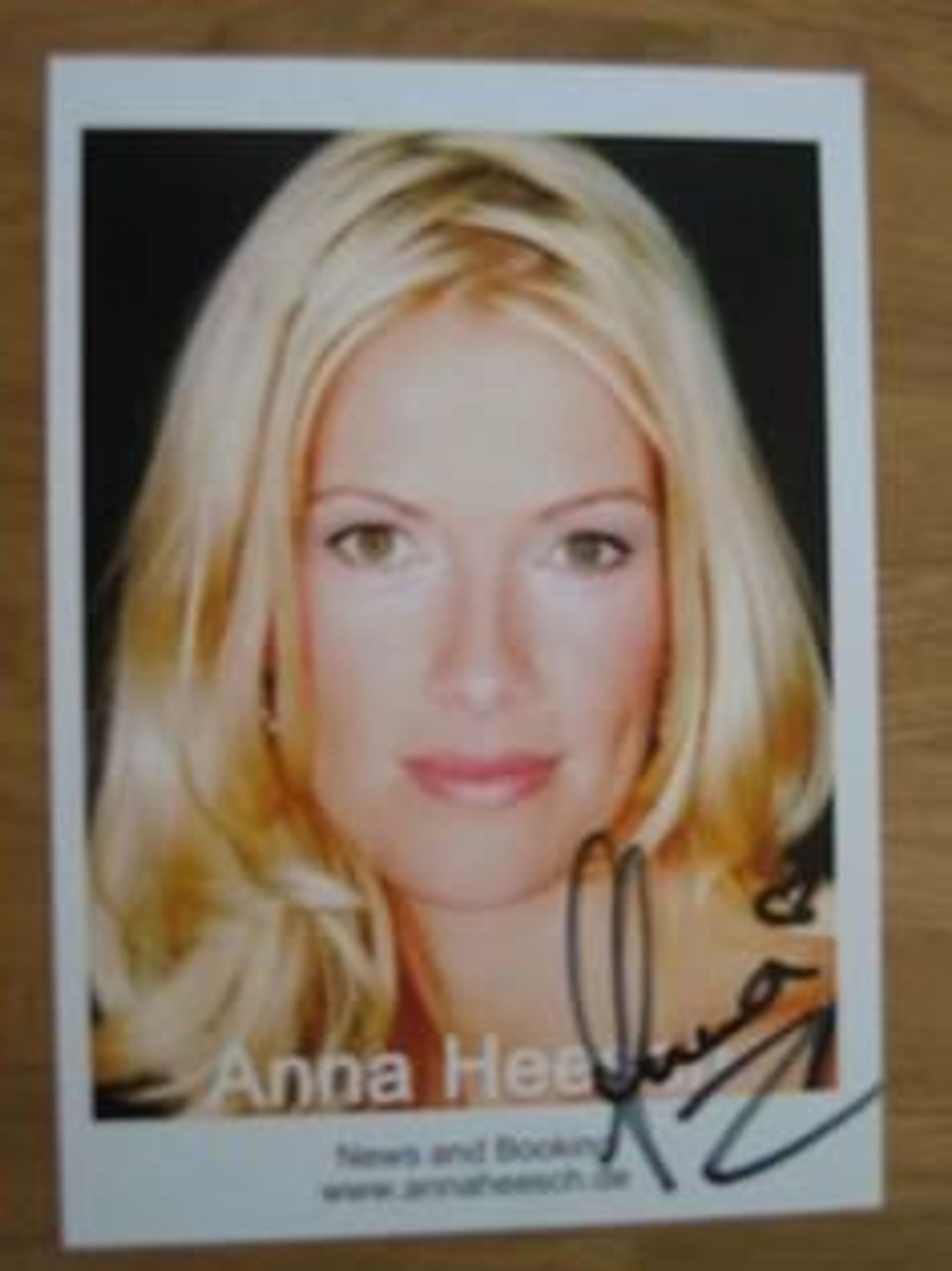 Sexy Fernsehmoderatorin Anne Heesch hands. Autogramm!!! gebraucht kaufen bei ...
