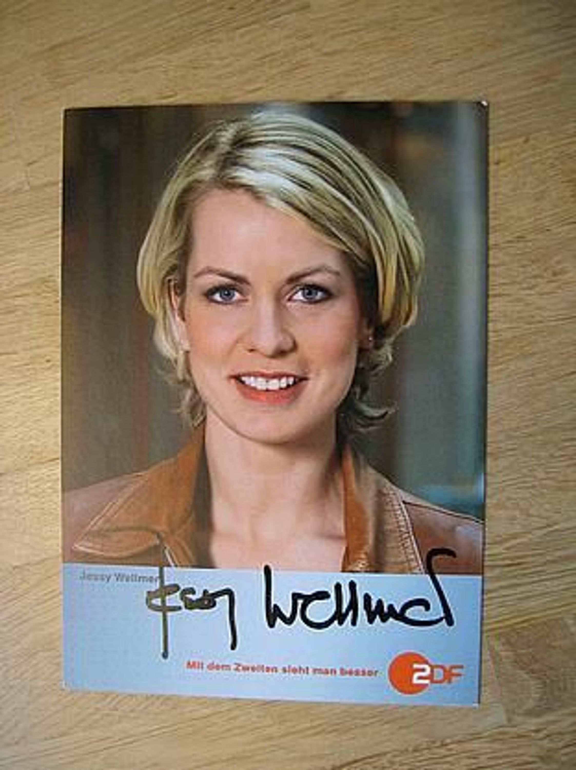 ZDF Fernsehmoderatorin Jessy Wellmer - handsigniertes Autogramm!!! gebraucht ...